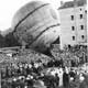 Fête Montgolfier 1933 (10) : Envol dun ballon, place du Champ de Mars
